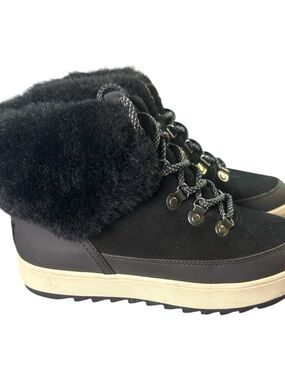 Koolaburra Black Faux Fur Lace-Up Winter Ankle Boots